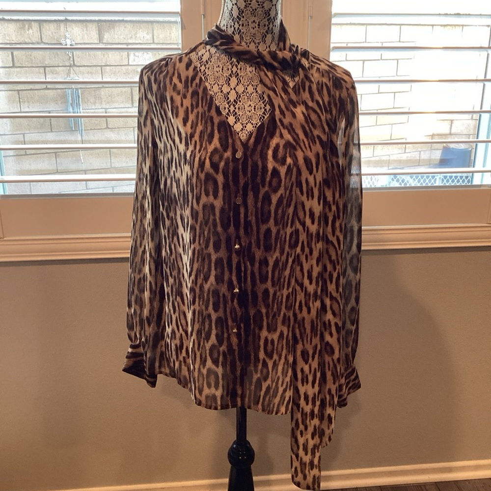 Chic Michael MK Leopard Print Blouse EUC